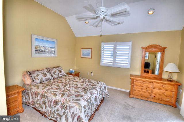 19 CENTERBOARD DR, Bayville, NJ 08721