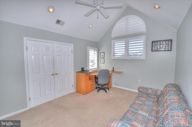 19 CENTERBOARD DR, Bayville, NJ 08721