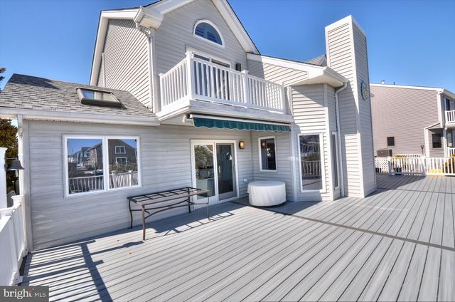 19 CENTERBOARD DR, Bayville, NJ 08721