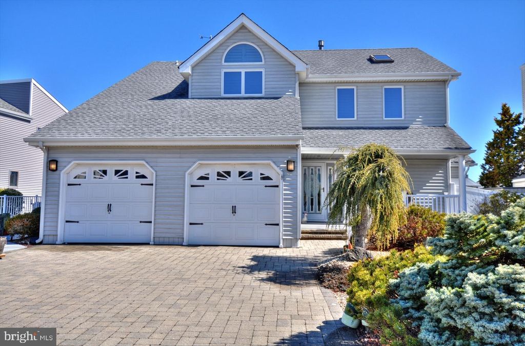 19 CENTERBOARD DR, Bayville, NJ 08721