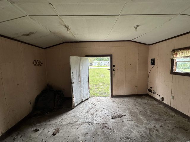 11185 Old Pee Dee Rd., Hemingway, SC 29554