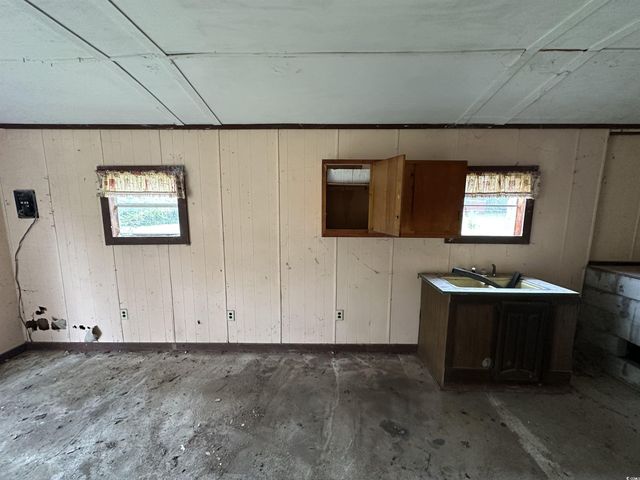 11185 Old Pee Dee Rd., Hemingway, SC 29554