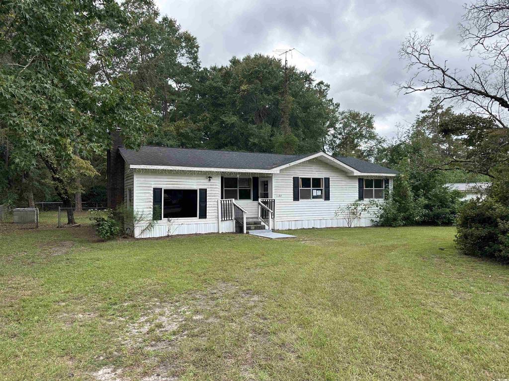 11185 Old Pee Dee Rd., Hemingway, SC 29554