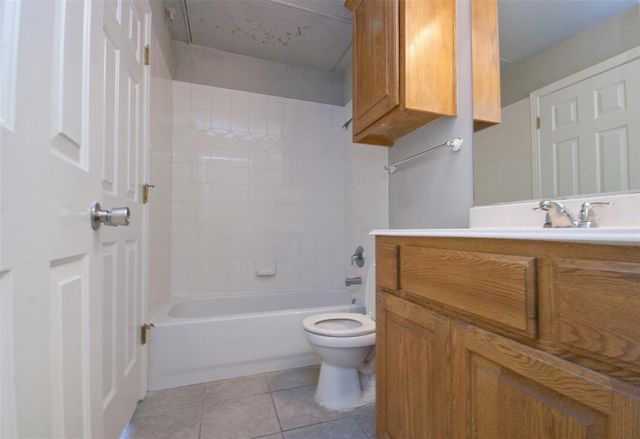 2410 Leon ST 102, Austin, TX 78705