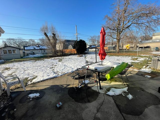 11524 S Nagle Avenue, Worth, IL 60482