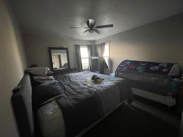 11524 S Nagle Avenue, Worth, IL 60482