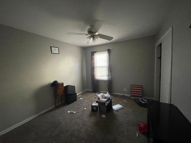 11524 S Nagle Avenue, Worth, IL 60482