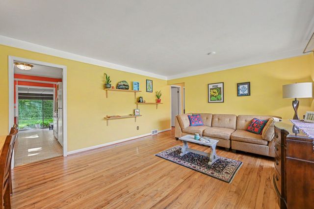 1411 Collegewood Street, Ypsilanti, MI 48197