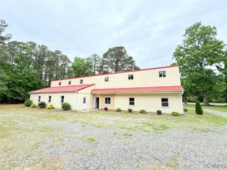 7154 Richmond Hwy, Tappahannock, VA 22560