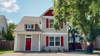 205 A Sterling Street, College Station, TX 77840