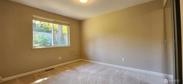 16811 NE 32nd Street, Bellevue, WA 98008