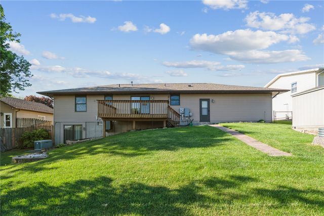 2540 Grand Avenue, Marion, IA 52302