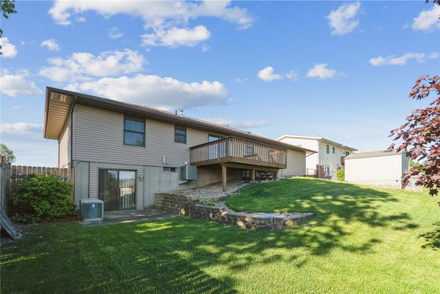 2540 Grand Avenue, Marion, IA 52302
