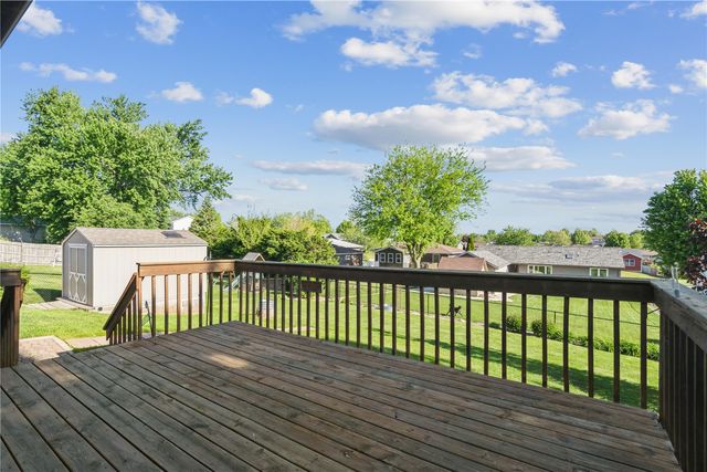 2540 Grand Avenue, Marion, IA 52302