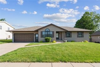 2540 Grand Avenue, Marion, IA 52302