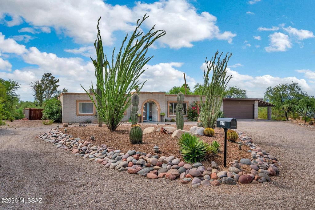 1971 W Placita Tampico, Tucson, AZ 85704