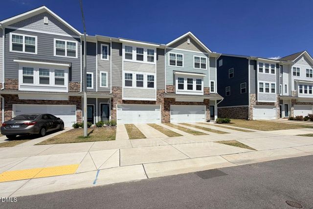 6935 Point Bar Place, Raleigh, NC 27616