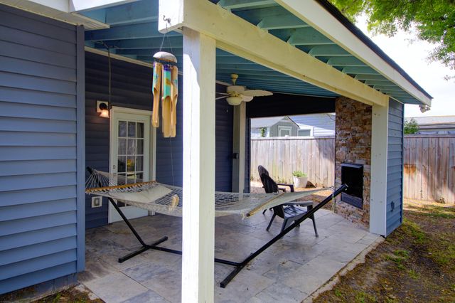 350 Hoff Avenue, Charleston, SC 29407