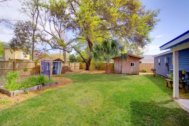 350 Hoff Avenue, Charleston, SC 29407