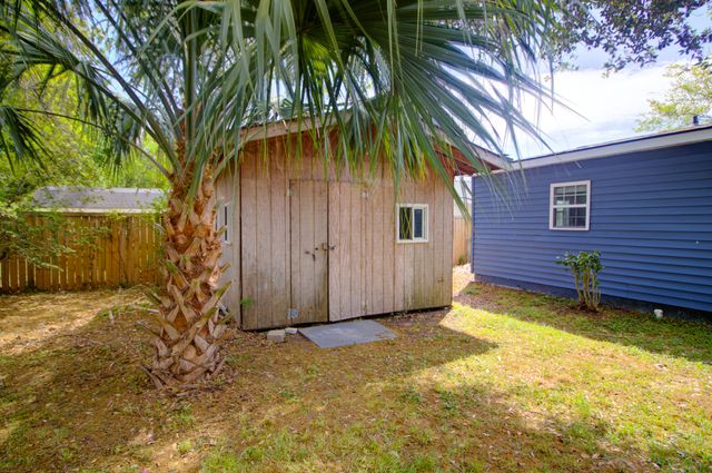 350 Hoff Avenue, Charleston, SC 29407
