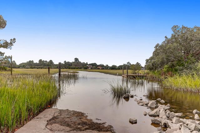 350 Hoff Avenue, Charleston, SC 29407