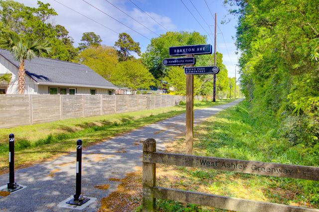 350 Hoff Avenue, Charleston, SC 29407