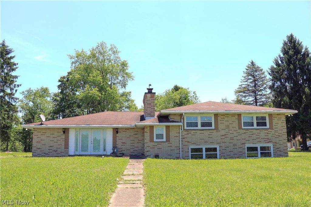 1360 St Johns Road, Colliers, WV 26035