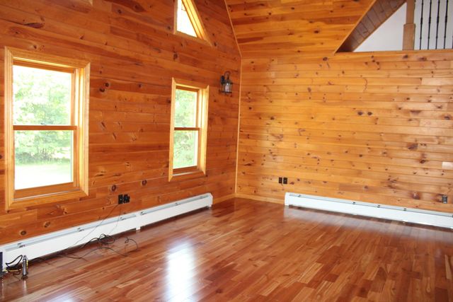 17 Woodland Hills Drive Drive, Morrisonville, NY 12962