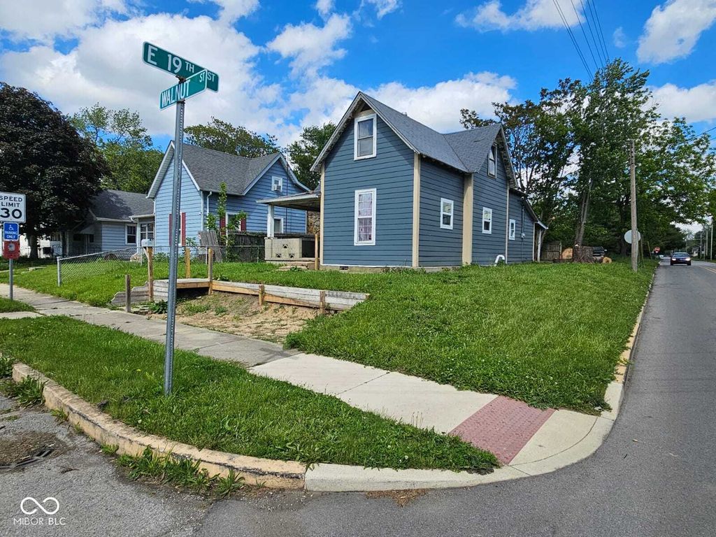 1830 Walnut Street, Anderson, IN 46016