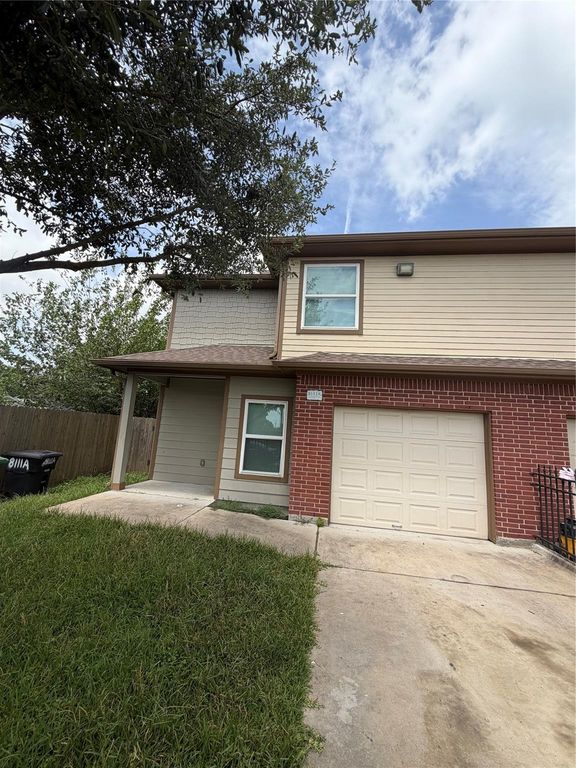 8111 Sealey Street A, Houston, TX 77088