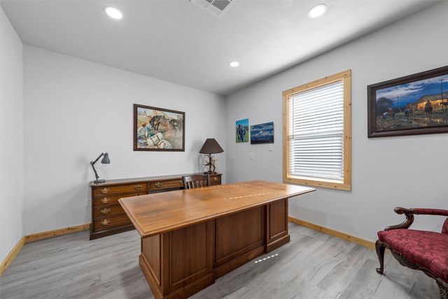 603 S Avenue G, Clifton, TX 76634