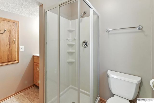 106 Sharon Drive, Crescent, IA 51526