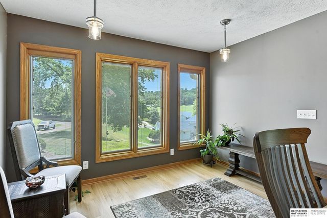 106 Sharon Drive, Crescent, IA 51526