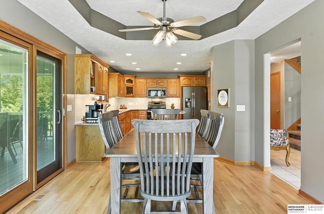 106 Sharon Drive, Crescent, IA 51526