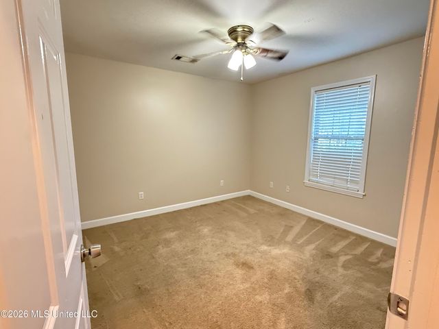 67 Dudley Place, Byhalia, MS 38611