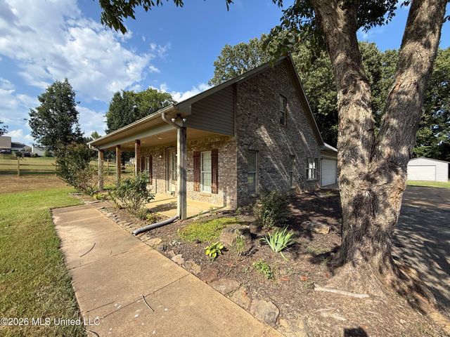 67 Dudley Place, Byhalia, MS 38611