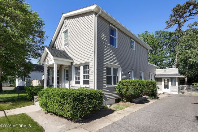 207 Ocean Gate Avenue, Ocean Gate, NJ 08740