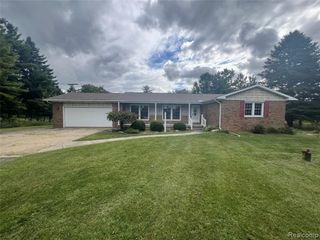 1174 N Colling Road, Caro, MI 48723