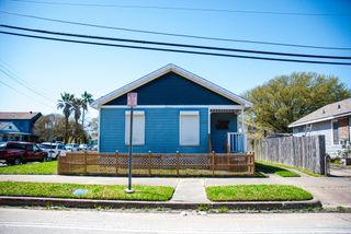 2121 Jack Johnson Boulevard, Galveston, TX 77550
