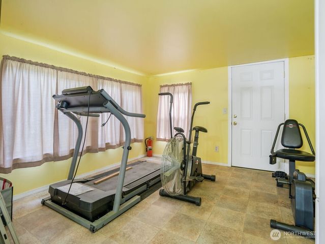 7357 Wild Goose Lane NE, Moses Lake, WA 98837