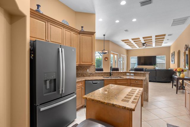 1438 SW Apache Avenue, Port St Lucie, FL 34953