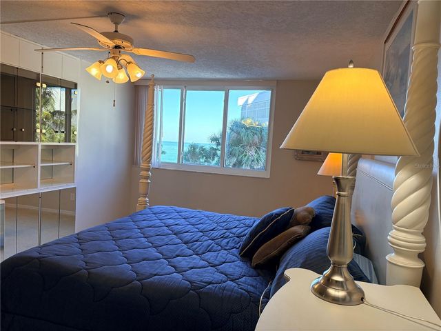 4822 OCEAN BOULEVARD 3D, Sarasota, FL 34242