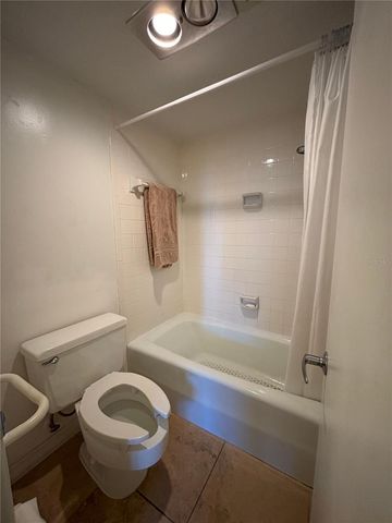 4822 OCEAN BOULEVARD 3D, Sarasota, FL 34242