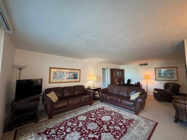 4822 OCEAN BOULEVARD 3D, Sarasota, FL 34242