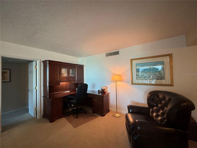 4822 OCEAN BOULEVARD 3D, Sarasota, FL 34242