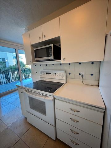 4822 OCEAN BOULEVARD 3D, Sarasota, FL 34242