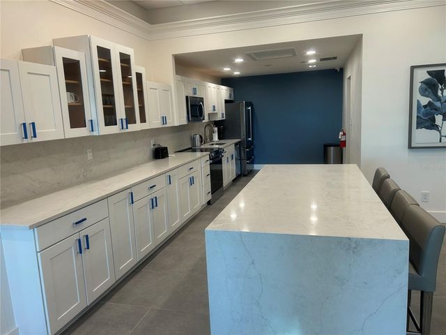 4822 OCEAN BOULEVARD 3D, Sarasota, FL 34242