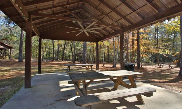 12-22-59 Grey Feather Road, Huntsville, TX 77340