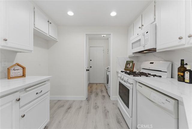 311 E Sierra Madre Boulevard L, Sierra Madre, CA 91024
