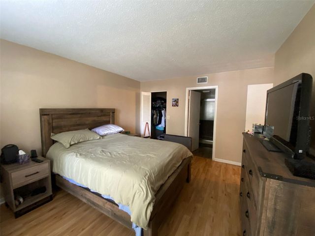 8213 SUN SPRING CIRCLE 31, Orlando, FL 32825